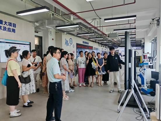 a0c903915225626eb3919b6f95ebe00