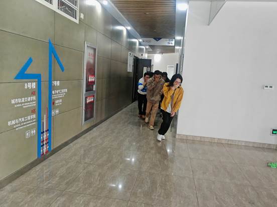 349df7a3026de2619bb0042369fa03e