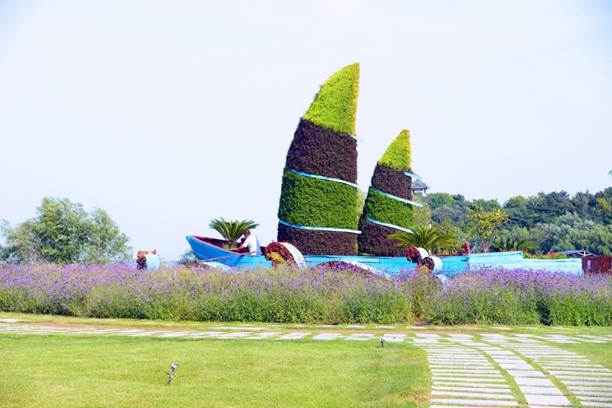 段倩倩-花匠和帆船-15000688602